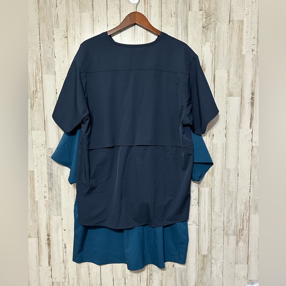 Bundle of 2 Carhartt Force Scrub Tops‎ - Picture 5 of 7